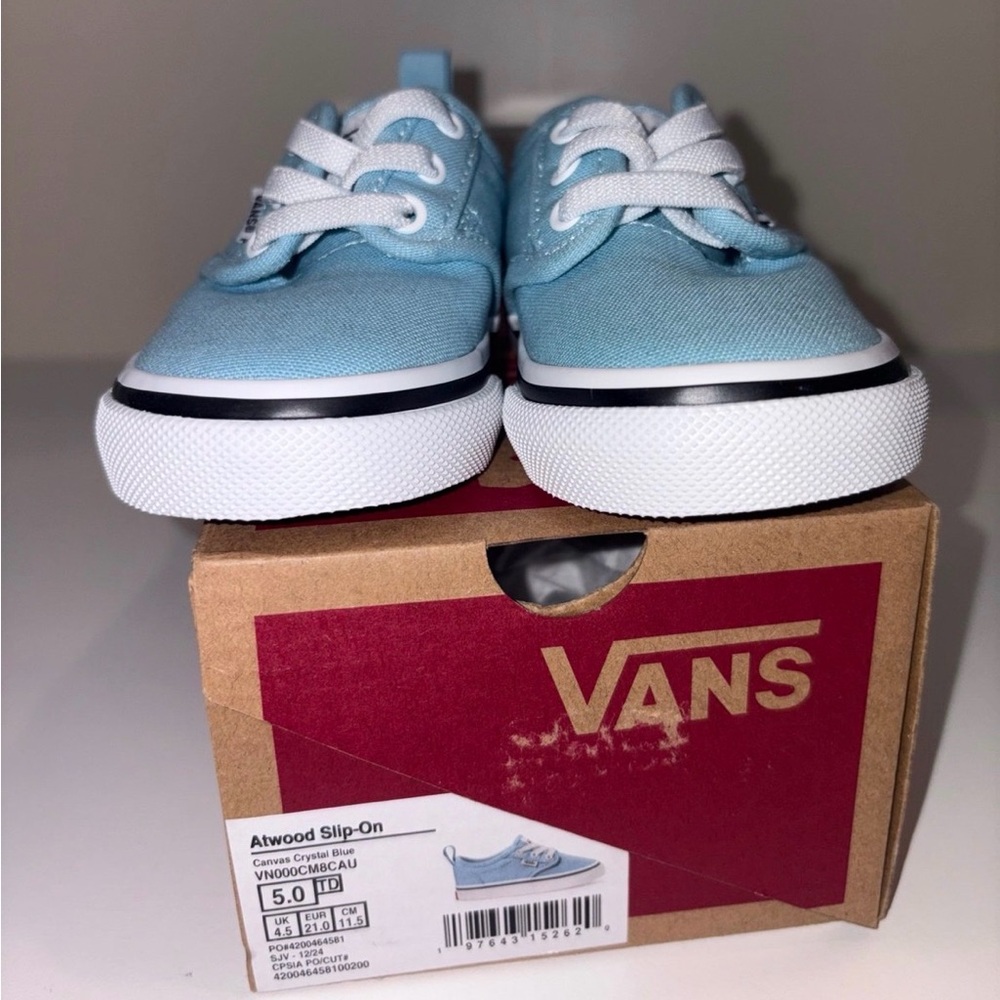 Vans Unisex Atwood Slip-on Shoe
Crystal BlueToddler Size 5 - Picture 3 of 9